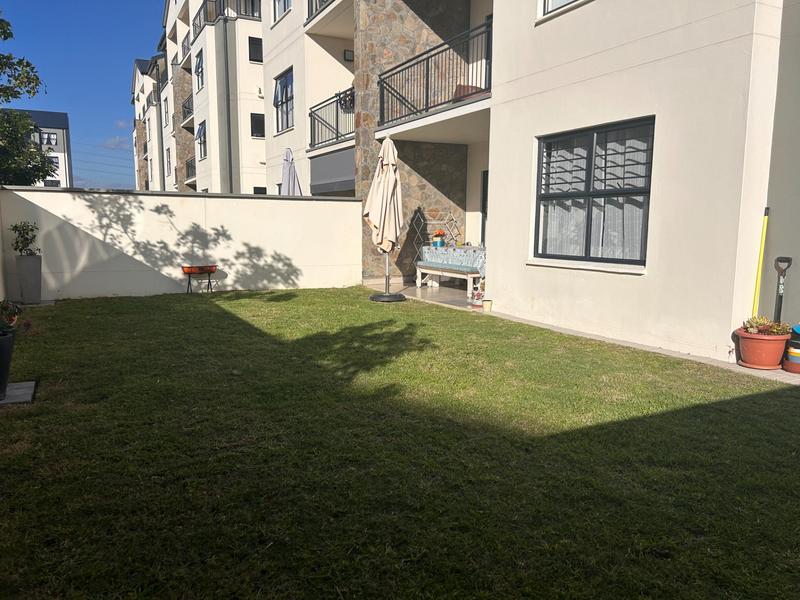 To Let 3 Bedroom Property for Rent in Sandown Western Cape